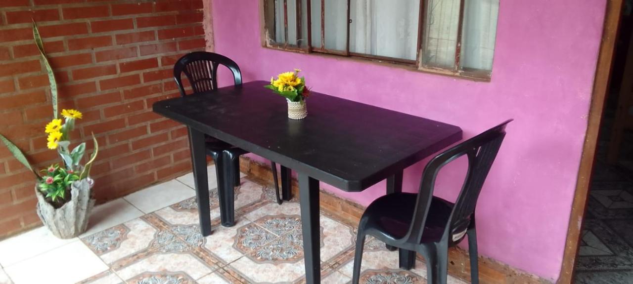 Hostel Loli Пуерто Игуасу Екстериор снимка