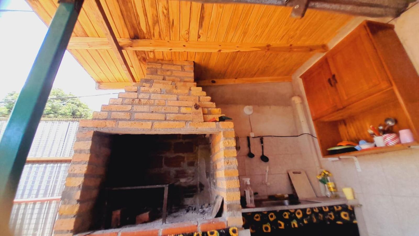 Hostel Loli Пуерто Игуасу Екстериор снимка